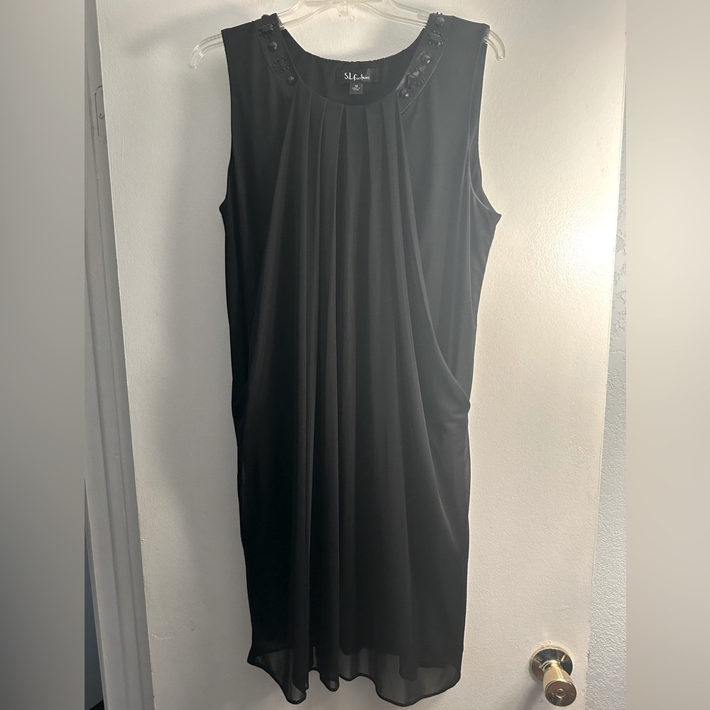 Women’s black maxi cocktail dress size 16